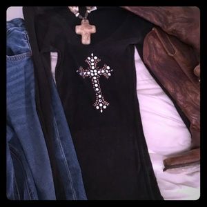 Long sleeve cross shirt